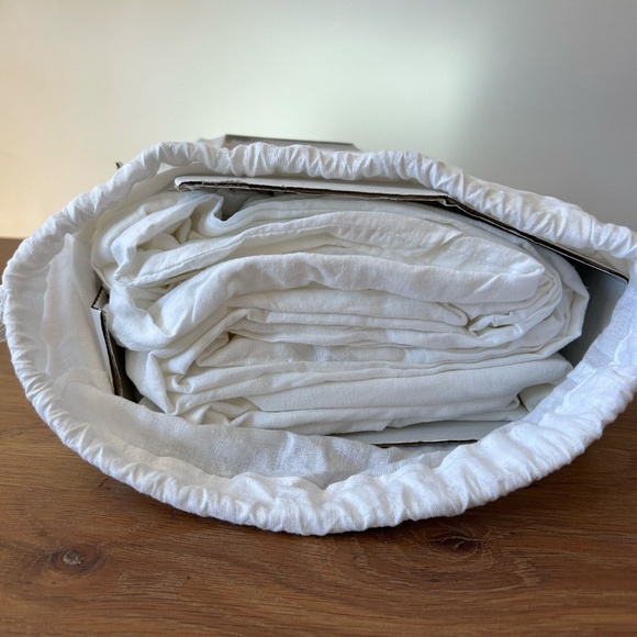 Ellen Degeneres King Duvet Cover Dream White - Picture 6 of 6